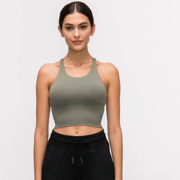 Cropped bra tank - Picture 4 of 5